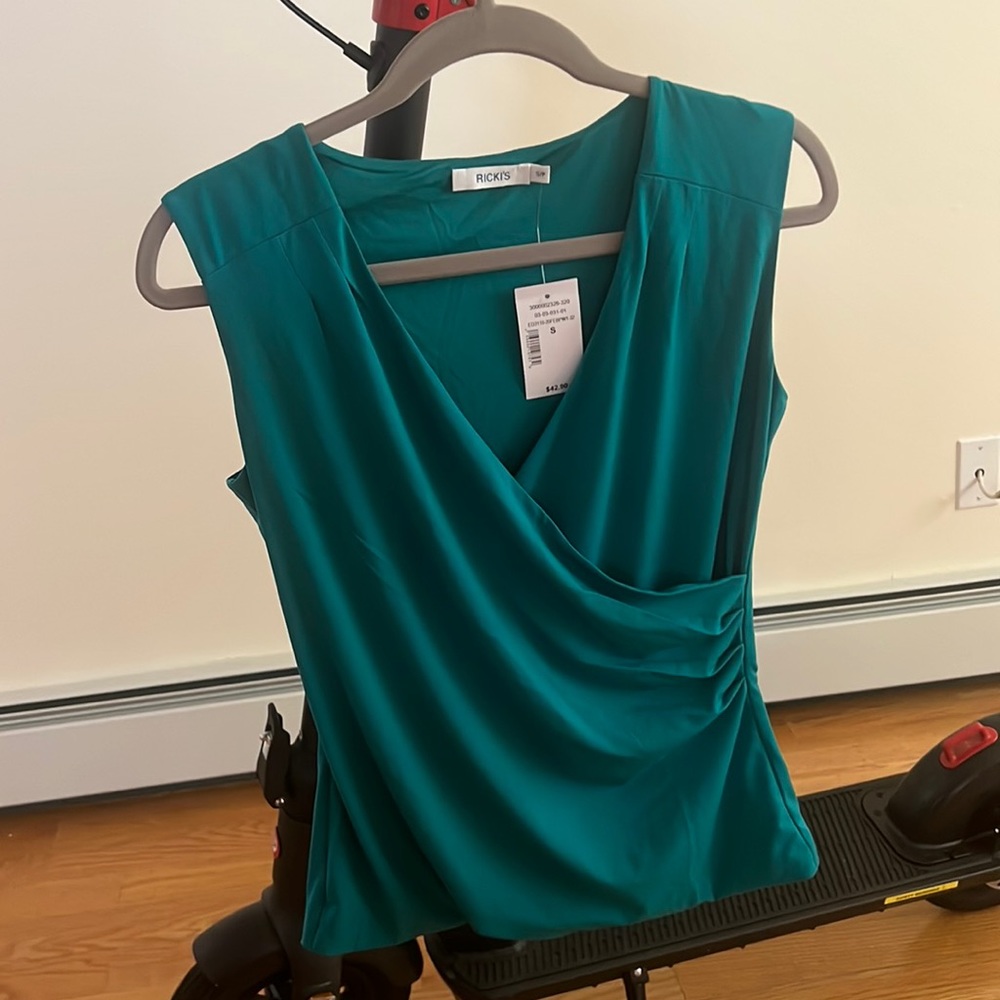 Green blouse